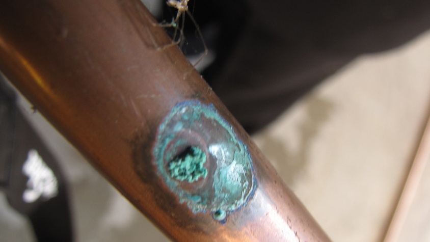 Piqures de corrosion sur tube de reseau ECS